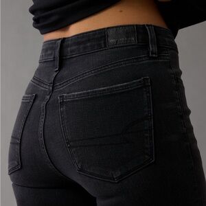 American Eagle Outfitters Super High Rise Jegging Black dream Jean